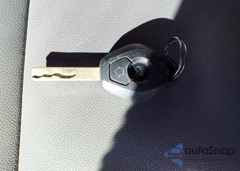 2004 BMW 330I z USA, uszkodzony, nr VIN WBAEV53414KM34034